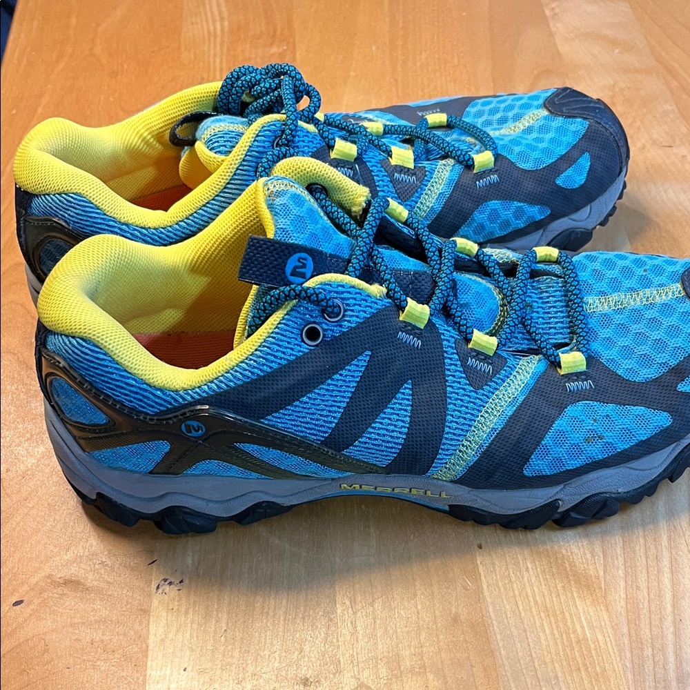 Merrrell Hiking Shoes Women's 8.5 - Picture 3 of 8